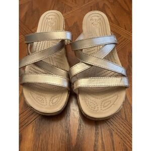Women's Crocs Dual Comfort Wedge Leather Upper Brown Open Strappy Sandals Size 9